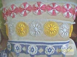 Motif aparatıyla havlu kenarı