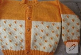 turuncu-krem bebek ceketi modeli…