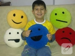 smiley yastıklarım