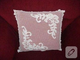 Anne elinden dantel kırlent…