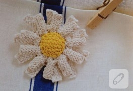 100 örgü çiçek…