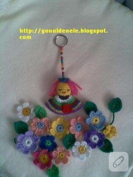MAHCUP HANIM ÇİÇEK BAHÇESİNDE