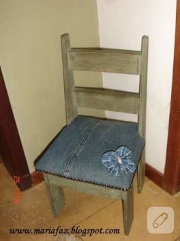 KOT PAÇASI VE SANDALYE
