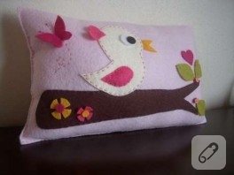 Keçe Kuş Temalı Yastık