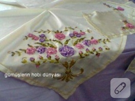 kurdele nakışlı salon takımı