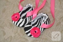 Pembe çiçekli bebek babeti