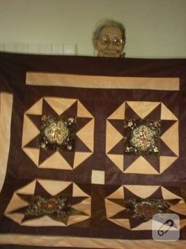ELİ ÖPÜLESİ TÜRK KADINI