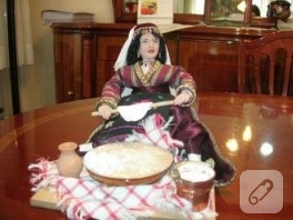 Folklorik Kitre Bebek
