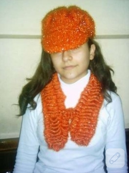 Sıcak tutmaz ama şık tutar :)