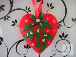 Zeytin dalı ve Kar Taneleri