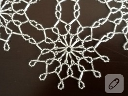 Farklı bir boncuk işi