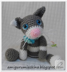 Amigurumi masum kedicik