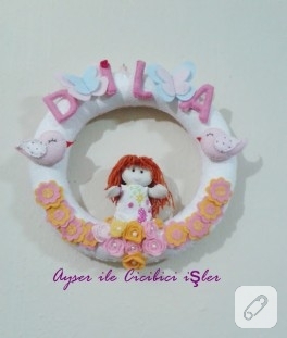 Keçe bebek kapı süsü
