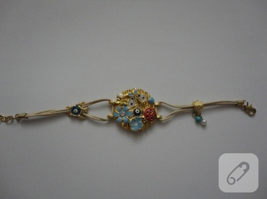 El yapımı bileklik