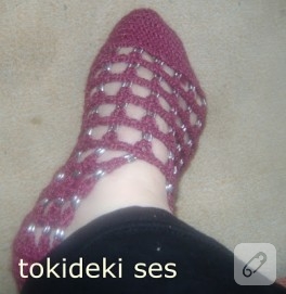 El örgüsü bordo patik