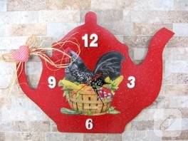 Horozlu ahşap saat