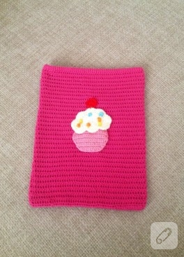 Cupcake örgü ipad kılıfı