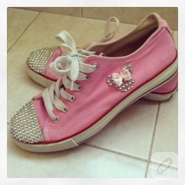 Converse ayakkabı süsleme