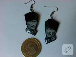 En büyük Türk Atatürk (kağıttan küpe)