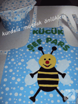 Küçük şeflere mutfak önlüğü