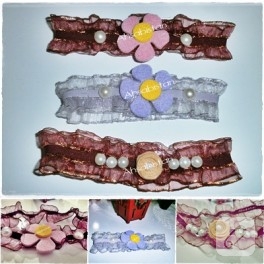 Süslü bebek bandanaları