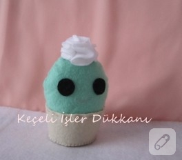 Kremalı cupcake iğnelik