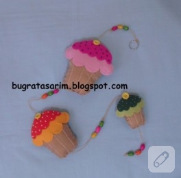 Keçe cupcake mutfak perde süsü