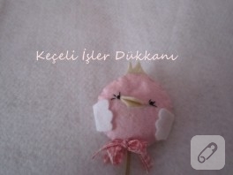 Keçeden şubuklu kuş bebek şekeri