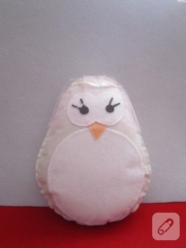Keçeden penguen gelin yastık