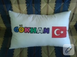Gökhan’ın isim yastığı (kumaş boyama)