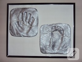 Bebek el ve ayak izleri (çerçeve)