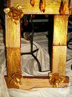 Altın yaldızlı çerçeveler (çerçeve süsleme)