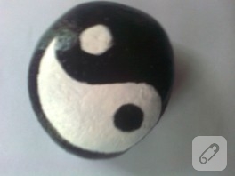 Taş boyama; Yin Yang