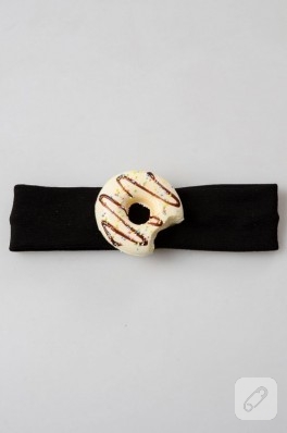 Kremalı donut süslemeli bebek saç bandı