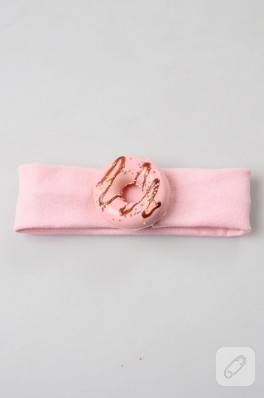 Donut süslemeli, pembe bebek saç bandı