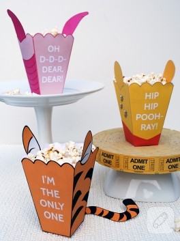 Neşeli popcorn kutuları