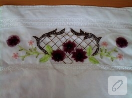 Kurdele nakışı çiçekli havlu kenarı modelleri