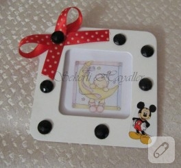 Mickey Mouse temalı çerçeve bebek şekeri