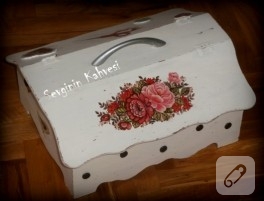 Ahşap dikiş kutusu