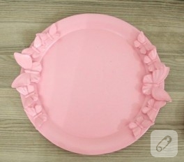 Kelebekli pembe tepsi – polyester boyama
