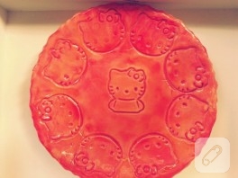 Hediyeli Hello Kitty’li seramik tabak