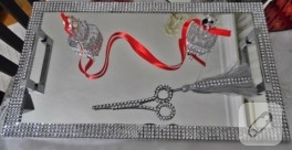 Aynalı ve taşlı nişan tepsisi