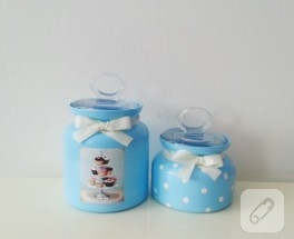 Cupcake ve puantiyeli kavanozlar