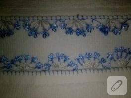 İğne oyası ile süslü havlu kenarı