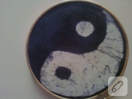 Yin Yang mumlu batik çalışması