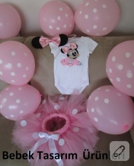 Pembe puantiyeli Minnie Mouse tütü takımı