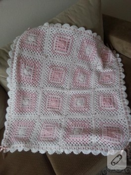 Motif makinesiyle bebek battaniyesi