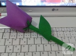 Karton ve keçeden lale yapımı