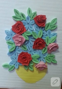Quilling – Güllerle süslü vazo