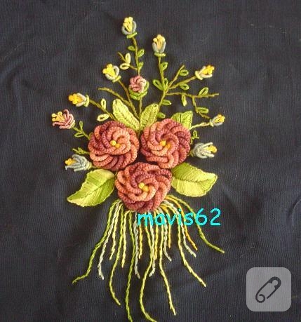 brezilya nakışı çiçekli örnek brezilya-nakisi-cicekli-ortu-isleme-modeli